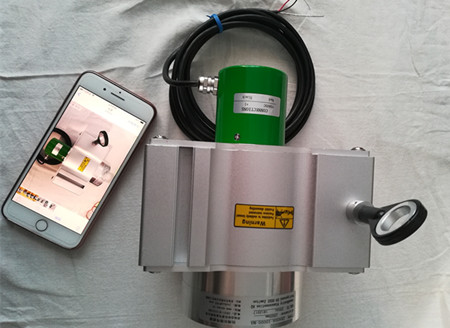 ֱ��λ�Ƃ�����-������ӻ�����F(xi��n)�׷N���}