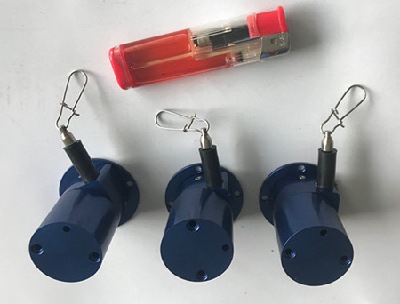 ������ӿƼ��U���Q�؂��������F�Ďׂ�������